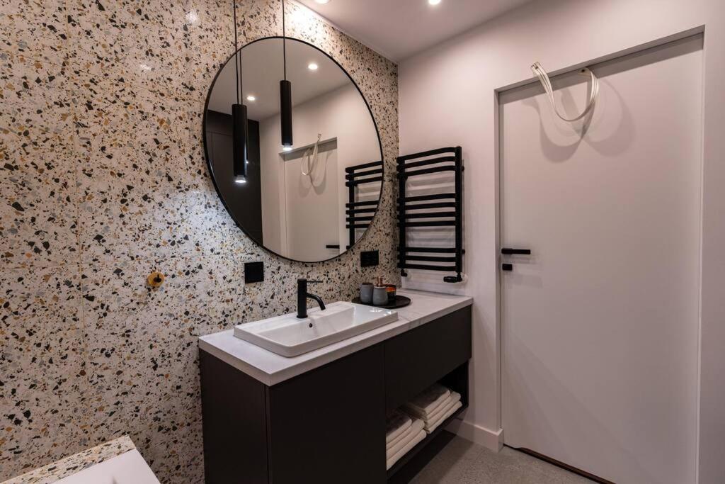Apartament Na Grabiszynskiej Wrocław Buitenkant foto